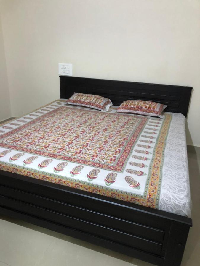 Mountain View Lake Front Home Tirupati Eksteriør billede